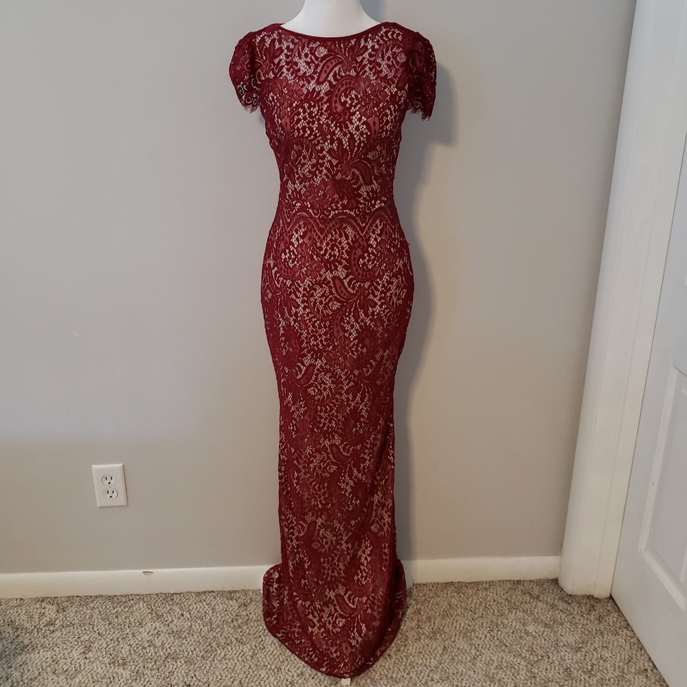 Windsor Romantic Goth Lacey Maxi Dress Gown SMALL Feminine HOCO Statement Glam